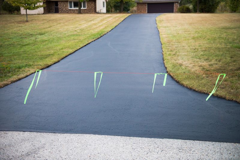 Hot Tar Driveway Sealing in Fort Myers, FL
